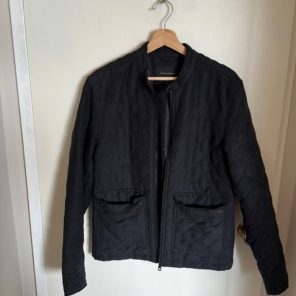 Men’s Banana Republic Black Quilted Vegan Suede Bomber Jacket. Size: Small